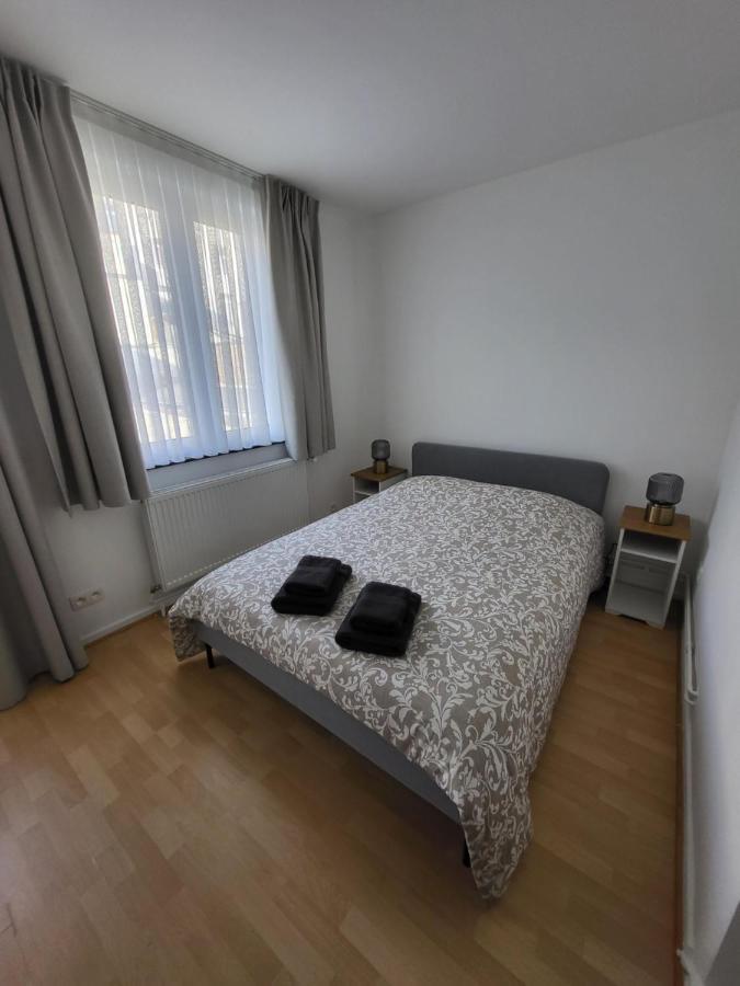 Studio Alicia, Idealement Situe Etterbeek Esterno foto