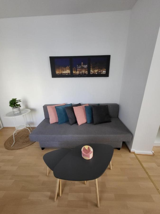 Studio Alicia, Idealement Situe Etterbeek Esterno foto
