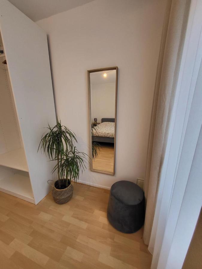 Studio Alicia, Idealement Situe Etterbeek Esterno foto